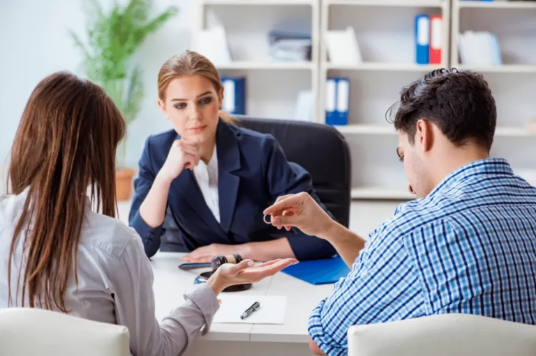 The Importance of Family Lawyers in Divorce Cases